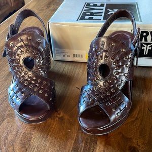 FRYE Brown Platform Sandals 6.5